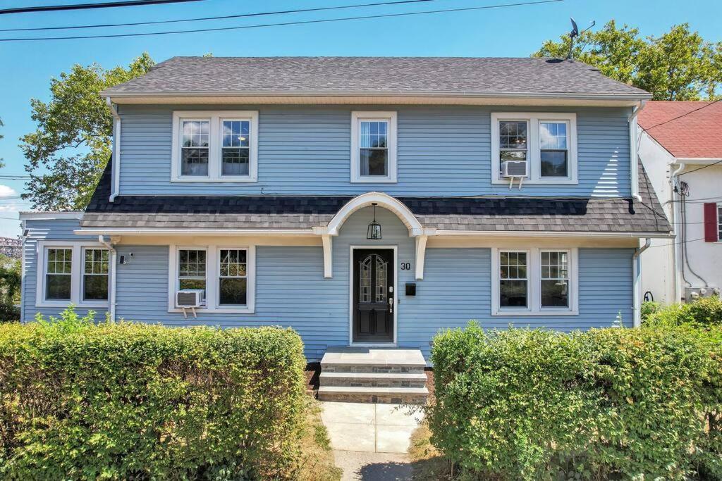 Midcentury Mod Suite, Hudson River/Mt Beacon Views Newburgh Exterior photo