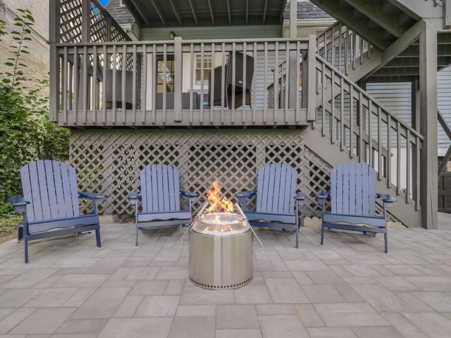 Midcentury Mod Suite, Hudson River/Mt Beacon Views Newburgh Exterior photo